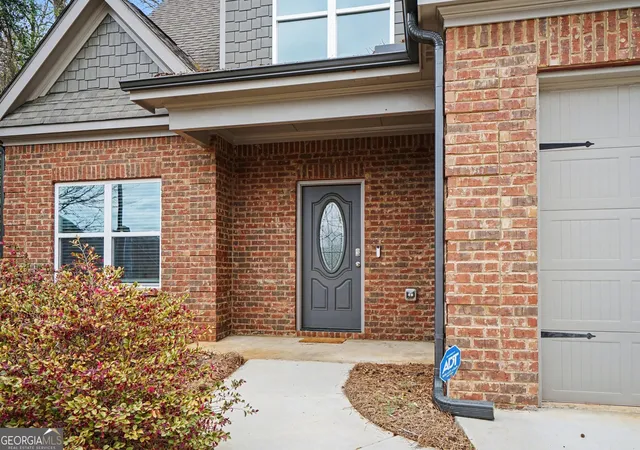 Photo 3 of Single family home for sale at 204 Towns Walk Dr, Athens, GA 30606 | MLS# 10724343 | Listing updated on 2026-09-09
