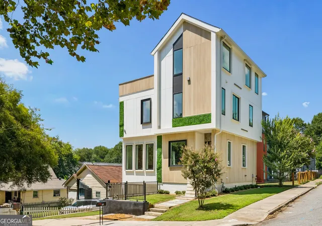 Photo 1 of Single family home for sale at 204 South, Atlanta, GA 30315 | MLS# 10829865 | Listing updated on 2026-09-03