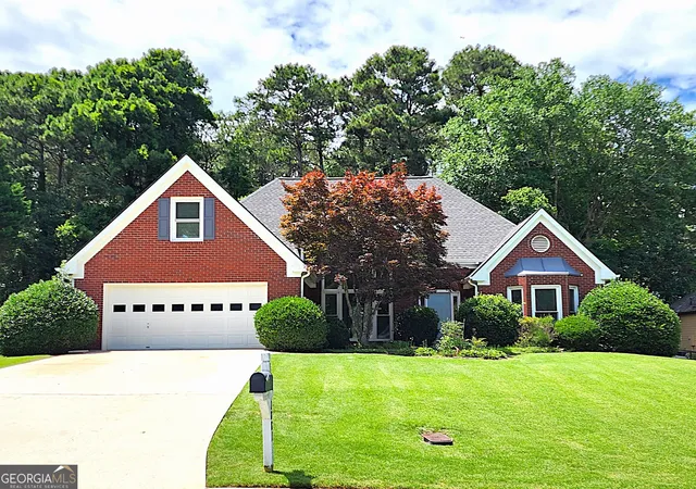 Homes for sale in Grayson, GA | 1881 Flowering Dr, Grayson, GA 30017 | MLS# 10790625