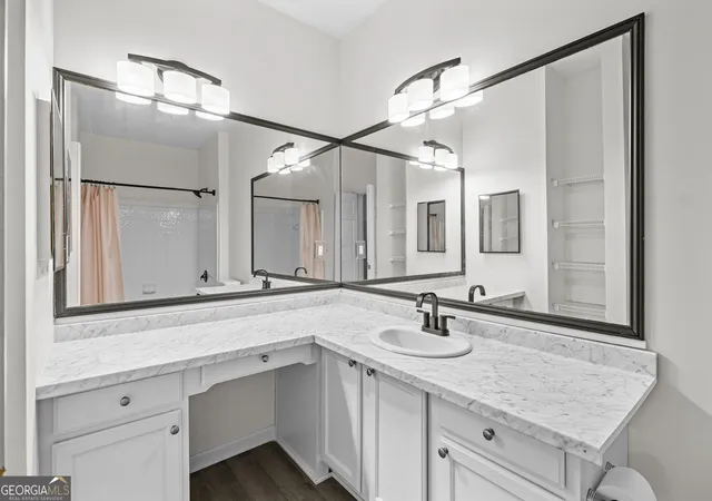 2nd image of 5641 Roswell Rd, Atlanta, GA 30342