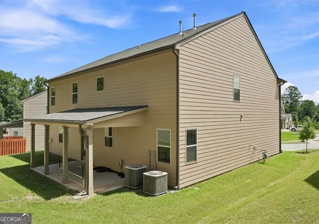 Photo 3 of Single family home for sale at 4111 Spencer Trl, Lithonia, GA 30038 | MLS# 10830105 | Listing updated on 2026-09-15
