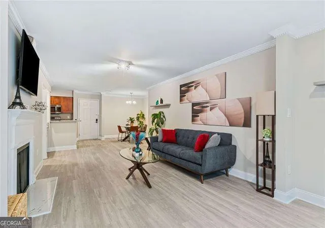 4th image of 4106 Pine Heights Dr Ne, Atlanta, GA 30324 | MLS# 10629647