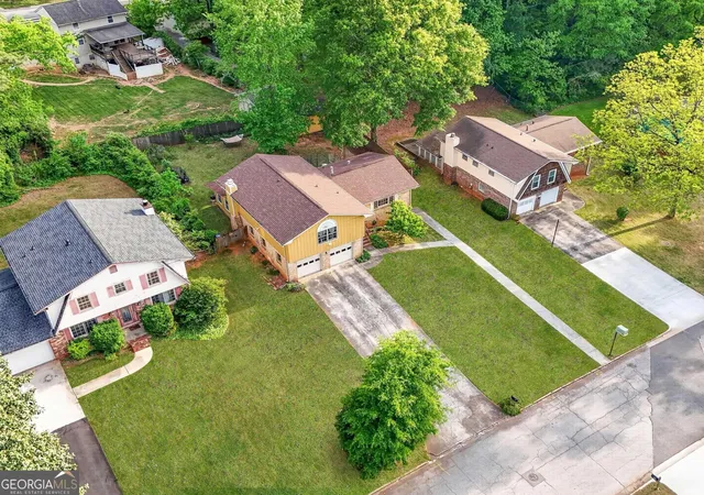 Photo 2 of Single family home for sale at 4605 Mercer Rd, Stone Mountain, GA 30083 | MLS# 10739084 | Listing updated on 2026-08-17