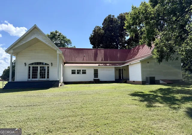 Photo 3 of Single family home for sale at 3433 Ruckersville Rd, Elberton, GA 30635 | MLS# 10818359 | Listing updated on 2026-08-17
