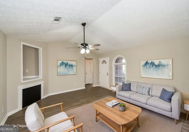Photo 3 of Single family home for sale at 1257 Heritage Dr, Villa Rica, GA 30180 | MLS# 10797888 | Listing updated on 2026-10-02