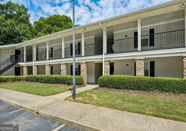 33rd image of 1150 Collier Rd Nw #13D, Atlanta, GA 30318 | MLS# 10802298