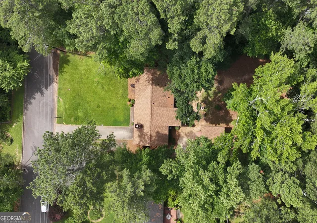 Photo 3 of Single family home for sale at 539 Karen Dr, Alpharetta, GA 30009 | MLS# 10794179 | Listing updated on 2026-08-25