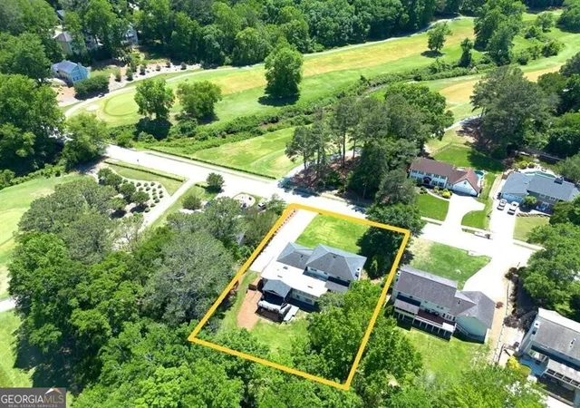 Photo 3 of Single family home for sale at 3265 Indian Hills Dr, Marietta, GA 30068 | MLS# 10801926 | Listing updated on 2026-07-23