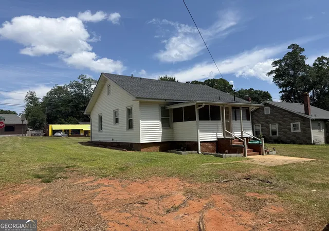Photo 3 of Single family home for sale at 602 S Church St, Thomaston, GA 30286 | MLS# 10803855 | Listing updated on 2026-08-06