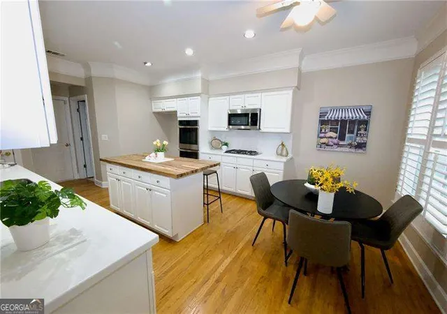 Photo 3 of Sale Pending at 2311 Ventana Xing #50, Marietta, GA 30062 | MLS# 10817915 | Listing updated on 2026-10-08