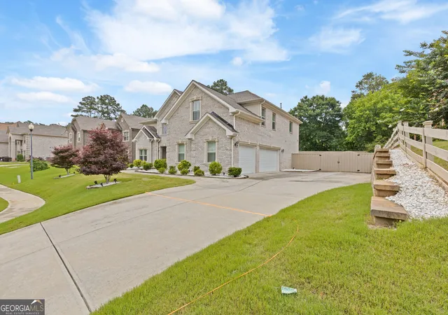 3rd image of 1837 Christopher Dr Se, Conyers, GA 30094 | MLS# 10786540