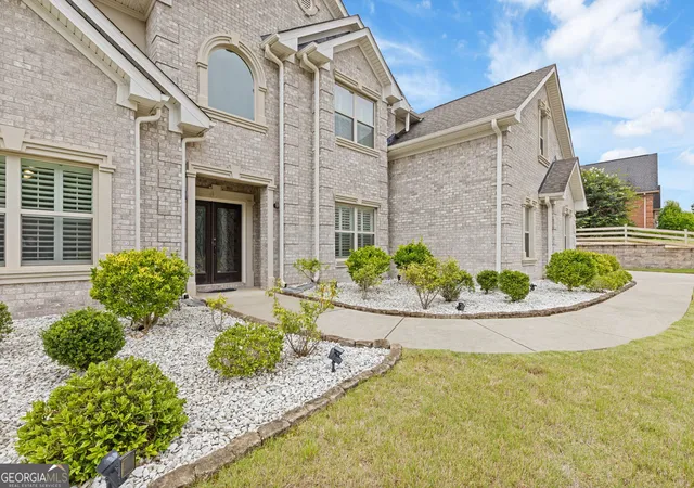 4th image of 1837 Christopher Dr Se, Conyers, GA 30094 | MLS# 10786540