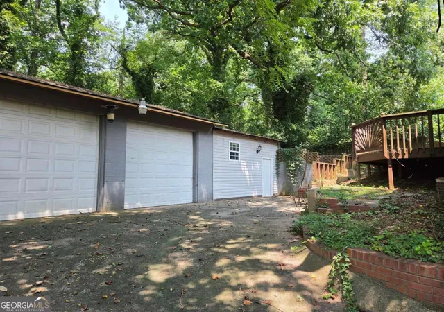 Photo 3 of Single family home for sale at 3173 Pennington Cir Sw, Atlanta, GA 30354 | MLS# 10820152 | Listing updated on 2026-08-20