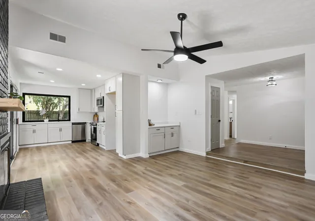 Photo 3 of Single family home for sale at 3 Marseilles Ct, Savannah, GA 31419 | MLS# 10833576 | Listing updated on 2026-09-14