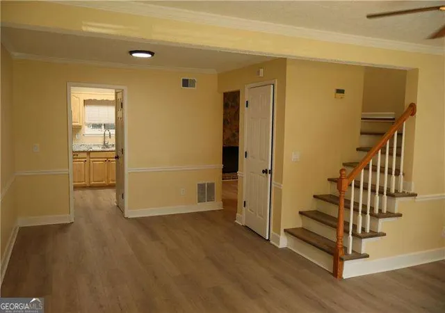 3rd image of 1161 Ridgecrest Ln Se, Smyrna, GA 30080 | MLS# 10817792