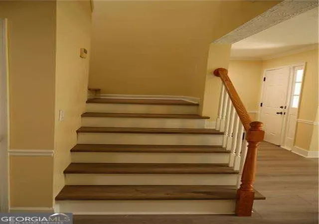 5th image of 1161 Ridgecrest Ln Se, Smyrna, GA 30080 | MLS# 10817792