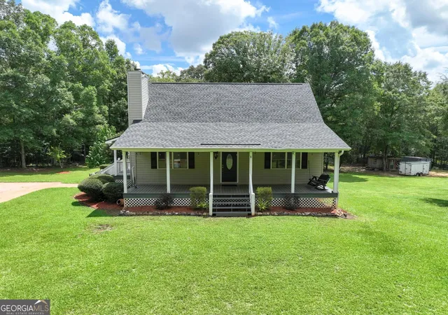 Photo 3 of Single family home for sale at 350 E Harp Rd, Thomaston, GA 30286 | MLS# 10823031 | Listing updated on 2026-10-08