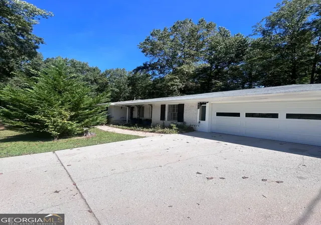 Photo 1 of Single family home for sale at 7220 Ray Rd, Lithia Springs, GA 30122 | MLS# 10856831 | Listing updated on 2026-10-28