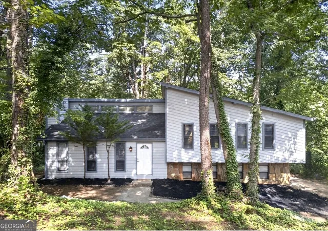 Photo 1 of Single family home for sale at 9759 Greenside Way, Douglasville, GA 30135 | MLS# 10829988 | Listing updated on 2026-09-14