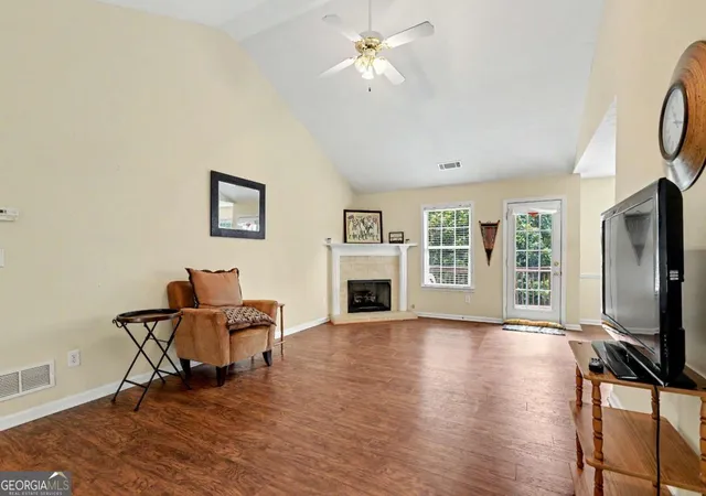 Photo 3 of Single family home for sale at 4353 Flat Stone Ln, Snellville, GA 30039 | MLS# 10833696 | Listing updated on 2026-10-17