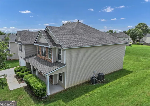 Photo 3 of Single family home for sale at 185 Arbor Lake Dr, Covington, GA 30016 | MLS# 10824406 | Listing updated on 2026-10-08