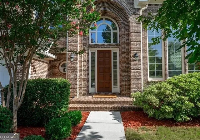 Photo 2 of Single family home for sale at 4173 Tuckersham Ln, Tucker, GA 30084 | MLS# 10834154 | Listing updated on 2026-09-17
