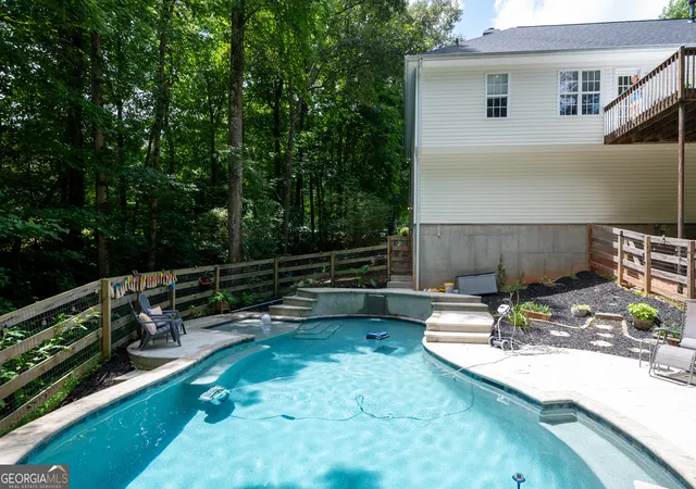 Photo 2 of Single family home for sale at 531 Philadelphia Dr, Jasper, GA 30143 | MLS# 10810753 | Listing updated on 2026-08-18