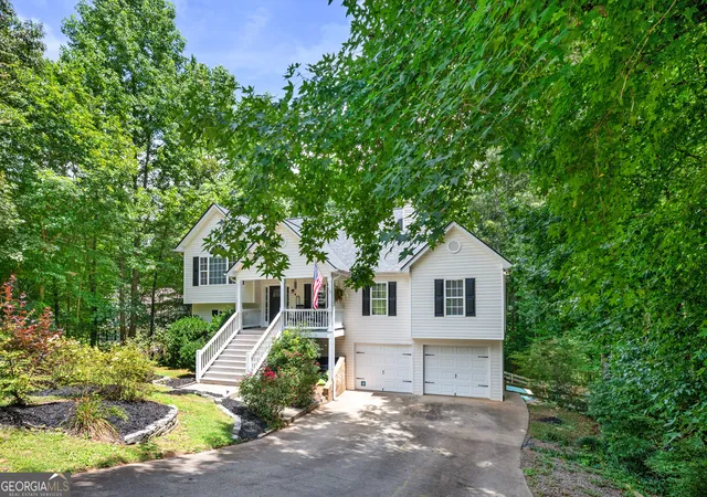 Photo 3 of Single family home for sale at 531 Philadelphia Dr, Jasper, GA 30143 | MLS# 10810753 | Listing updated on 2026-08-18