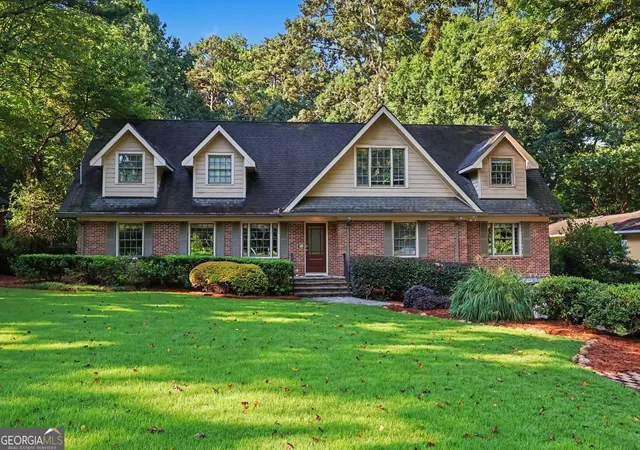 1st image of 804 Pinetree Dr, Decatur, GA 30030 | MLS# 10812869