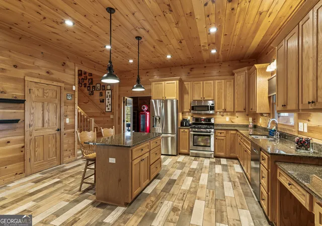 Homes for sale in Morganton, GA | 45 Turning Lay Rd, Morganton, GA 30560 | MLS# 10718591