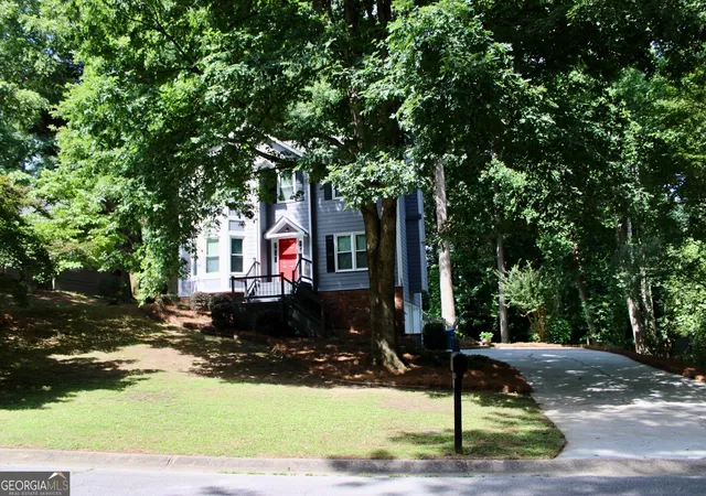 1st image of 2160 Lakeway Dr, Dacula, GA 30019 | MLS# 10791746