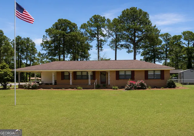 Homes for sale in Fitzgerald, GA | 146 Lincoln Ave, Fitzgerald, GA 31750 | MLS# 10787156