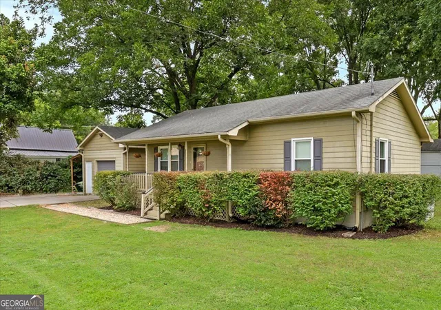 2nd image of 303 S Main Street, Adairsville, GA 30103 | MLS# 10835230