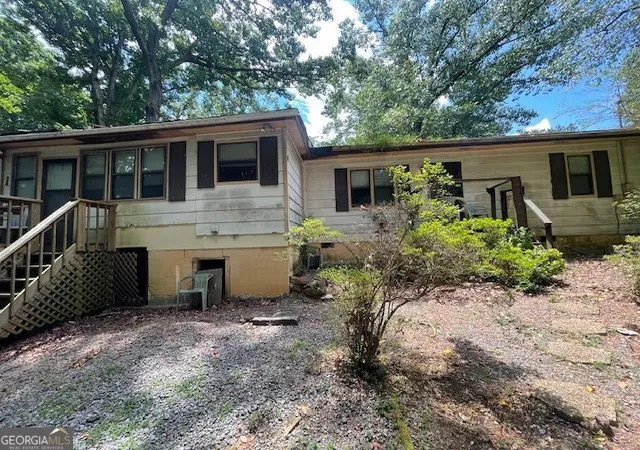 Photo 2 of Sale Pending at 5437 Hamby Rd, Acworth, GA 30102 | MLS# 10805037 | Listing updated on 2026-08-18