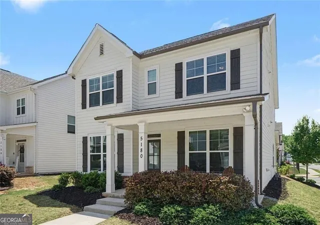 Photo 2 of Single family home for sale at 5180 Parkwood Dr, Flowery Branch, GA 30542 | MLS# 10766605 | Listing updated on 2026-09-17