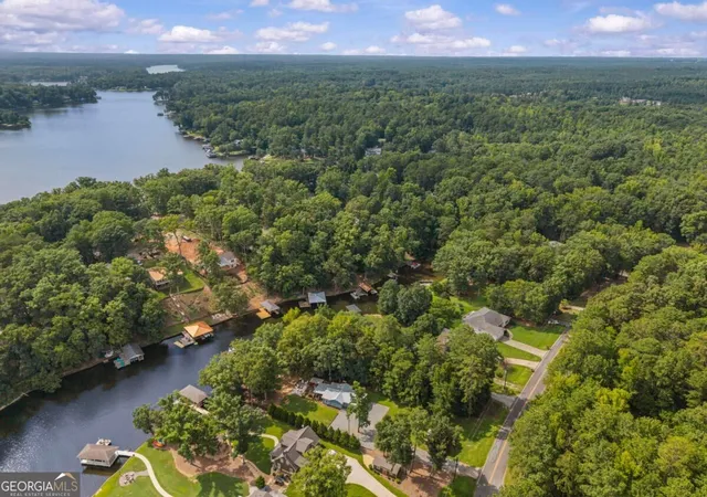 Photo 4 of Single family home for sale at 197 Southshore Rd, Eatonton, GA 31024 | MLS# 10836326 | Listing updated on 2026-09-22