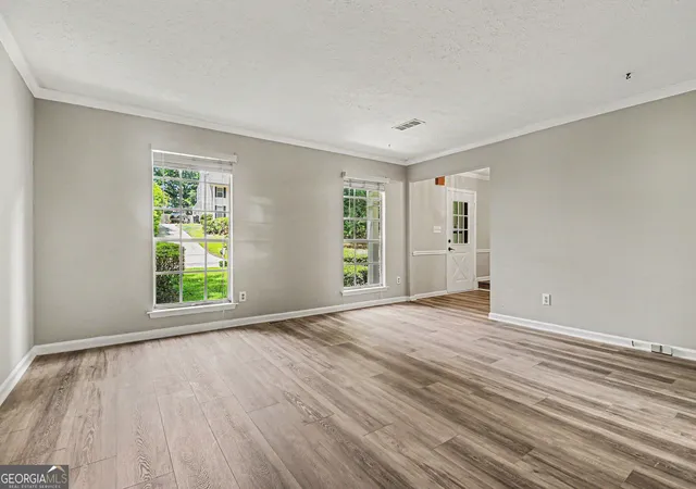 Photo 2 of Sale Pending at 1468 Heritage Glen Dr, Marietta, GA 30068 | MLS# 10835351 | Listing updated on 2026-10-05