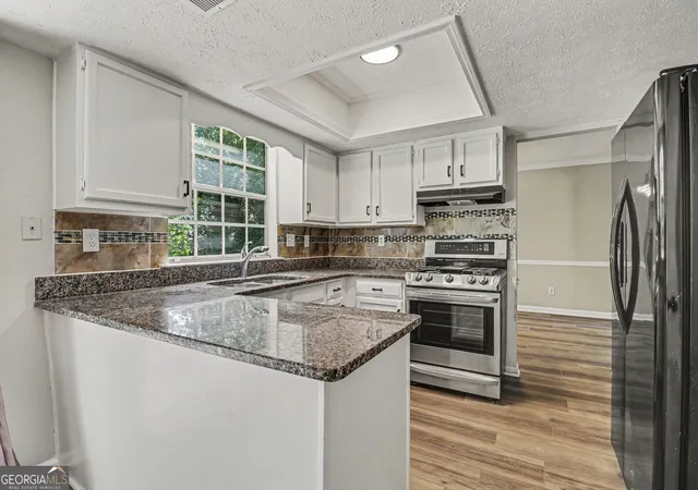 Photo 3 of Sale Pending at 1468 Heritage Glen Dr, Marietta, GA 30068 | MLS# 10835351 | Listing updated on 2026-10-05