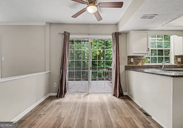 Photo 4 of Sale Pending at 1468 Heritage Glen Dr, Marietta, GA 30068 | MLS# 10835351 | Listing updated on 2026-10-05