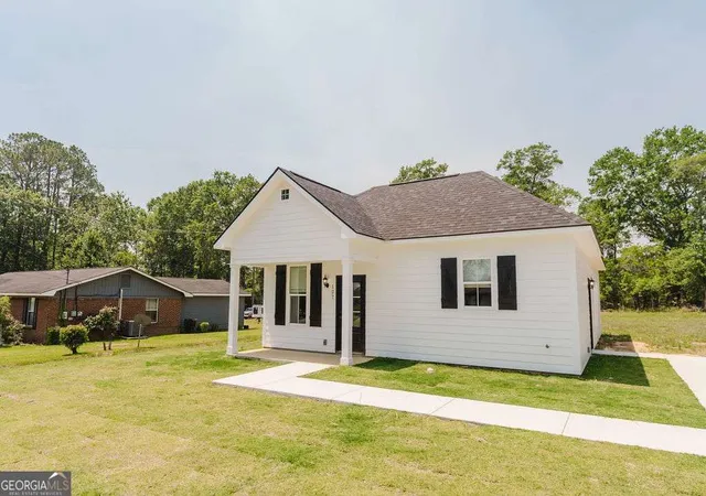 Homes for sale in Sylvester, GA | 110 Pine Point Dr, Sylvester, GA 31791 | MLS# 10783762