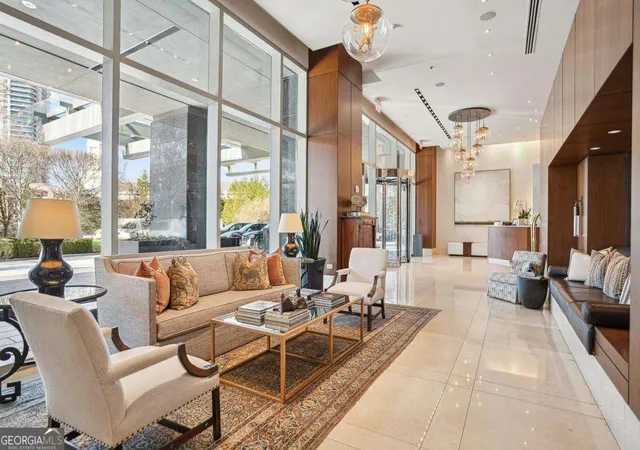 Photo 4 of Condo for sale at 3630 Peachtree Rd NE #2404, Atlanta, GA 30326 | MLS# 10785297 | Listing updated on 2026-10-23