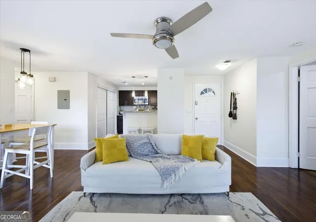 Photo 3 of Condo for sale at 1366 Keys Lake Dr Ne, Atlanta, GA 30319 | MLS# 10821539 | Listing updated on 2026-09-19