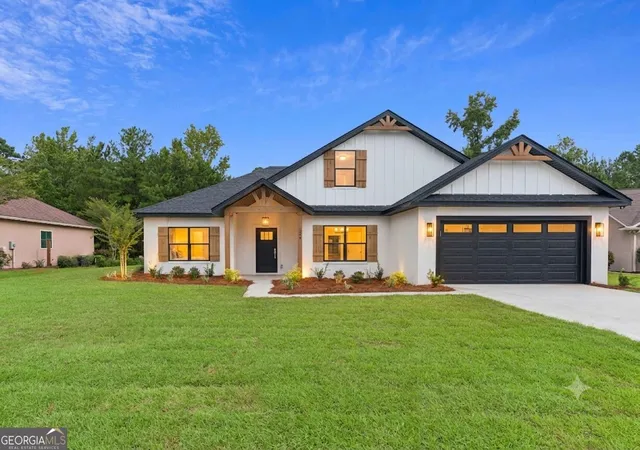 Photo 1 of Single family home for sale at 584 Freedom Trl, Brunswick, GA 31525 | MLS# 10822608 | Listing updated on 2026-08-24