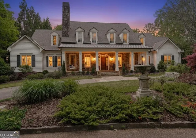 Photo 2 of Sale Pending at 5000 Long Island Dr Nw, Sandy Springs, GA 30327 | MLS# 10735755 | Listing updated on 2026-08-25