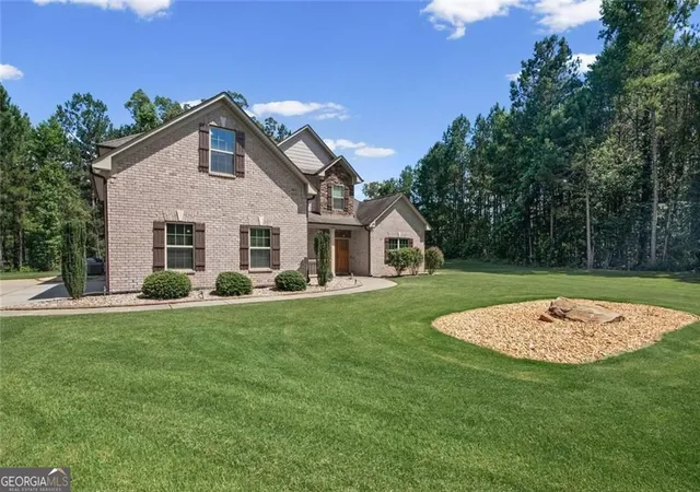 Photo 3 of Single family home for sale at 266 Jester Ct, Mcdonough, GA 30252 | MLS# 10790263 | Listing updated on 2026-09-19