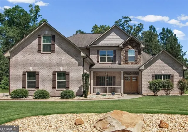 Photo 3 of Single family home for sale at 266 Jester Ct, Mcdonough, GA 30252 | MLS# 10790263 | Listing updated on 2026-09-19