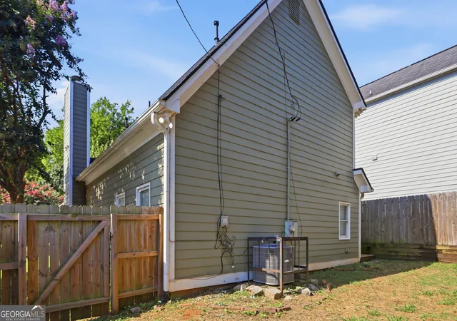 Photo 4 of Single family home for sale at 64 Bass St Se, Atlanta, GA 30315 | MLS# 10831149 | Listing updated on 2026-10-29