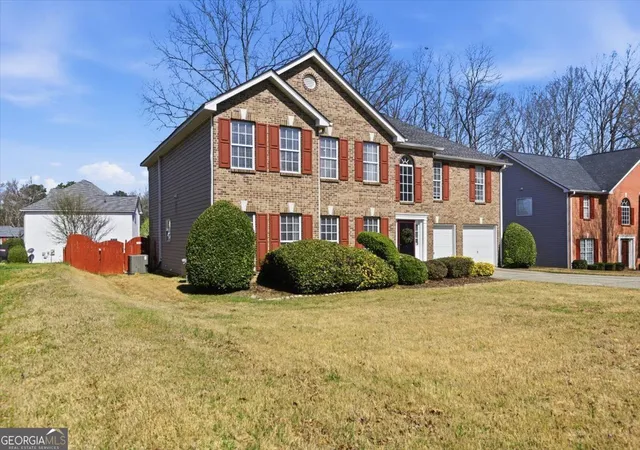 Photo 3 of Single family home for sale at 3331 Kittery Dr, Snellville, GA 30039 | MLS# 10711134 | Listing updated on 2026-09-13