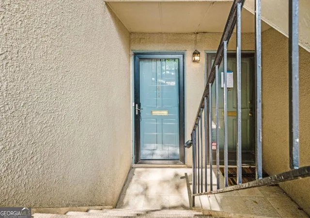 Photo 3 of Condo for sale at 141 Amherst Pl NW, Atlanta, GA 30327 | MLS# 10811103 | Listing updated on 2026-08-06