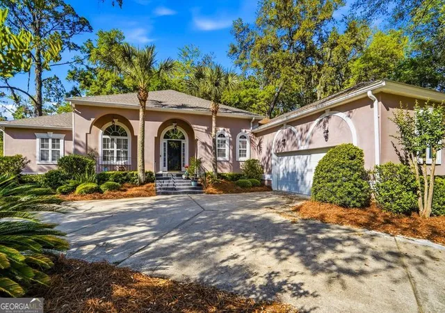 Photo 2 of Single family home for sale at 704 Dungeness, Saint Simons Island, GA 31522 | MLS# 10738224 | Listing updated on 2026-05-06